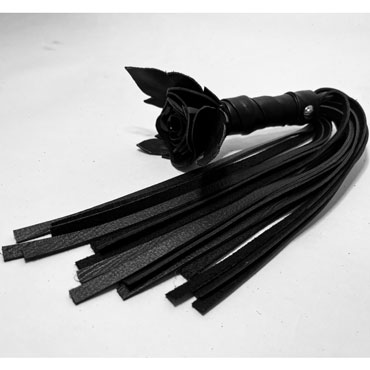 BDSM Арсенал Плеть Роза лаковая с кожаными хвостами, черная